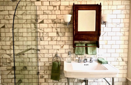 West Saugerties Other | Rushbrook Lodge, Renovated Farmhouse, 100 Acres, Hike, Ski, Retreats, reunions