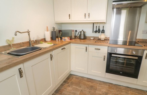 Settle Cottage | RUSHTON BARN, pet friendly, with open fire in Settle