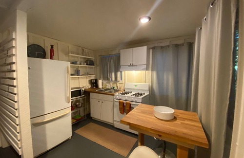 Northwood House | Russian River Privacy In The Redwoods - Hot tub/Fire pit table/Decks/Relaxation!