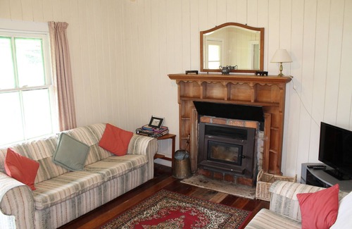Wairarapa Other | Rustic 1800's cottage set on a sheep and beef farm
