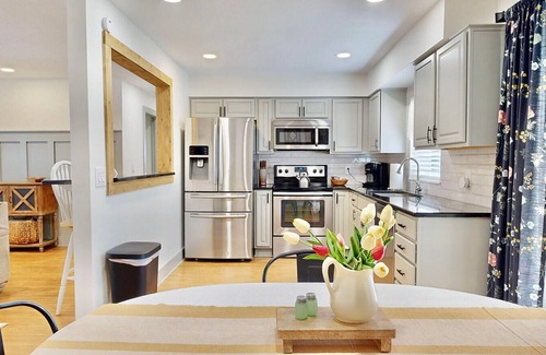 Wesley Chapel House | Rustic 3 Bedroom Home in Wesley Chapel!