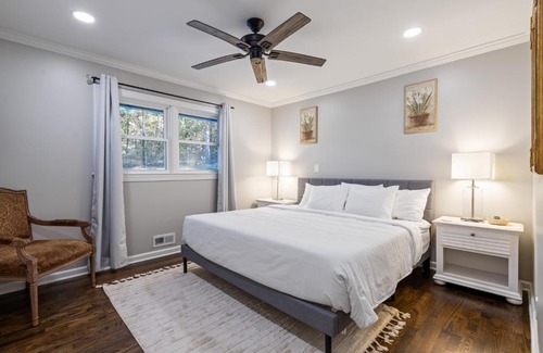 Cartersville House | Rustic 3BR Home in a Natural Cartersville Getaway