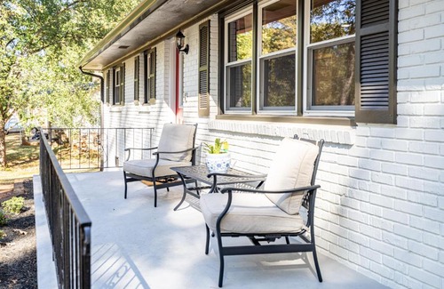 Cartersville House | Rustic 3BR Home in a Natural Cartersville Getaway