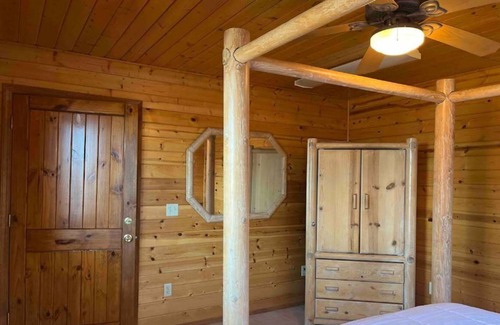 Camp Verde House | Rustic Barn Guest House with Mountain Views