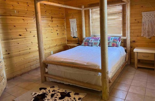 Camp Verde House | Rustic Barn Guest House with Mountain Views