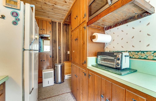 Buffalo Mills Cabin | Rustic Bedford Cabin Near Hunting & Fishing