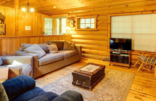 Greenbank Cabin | Rustic Cabin 4 Mi to South Whidbey State Park