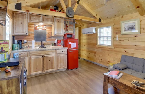 Caledonia Cabin | Rustic Caledonia Cabin Near State Parks & Boating!