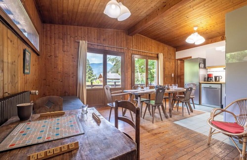 Les Bossons Ski Chalet | Rustic chalet with garden in Chamonix