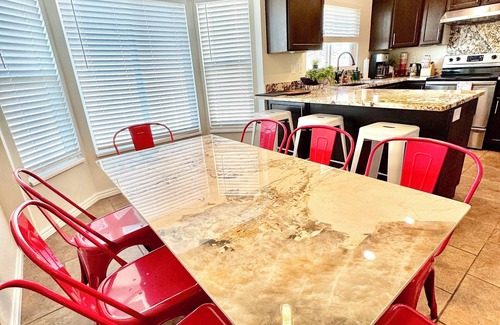 West Jordan House | Rustic Charm, Cozy and Comfy Nearby Olympic Oval, Great Location