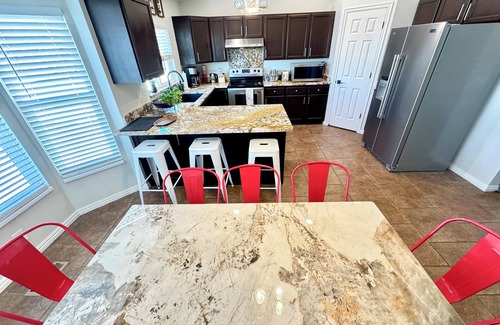 West Jordan House | Rustic Charm, Cozy and Comfy Nearby Olympic Oval, Great Location