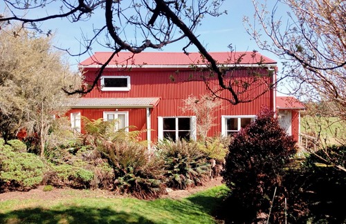 Raurimu House | Rustic charming converted barn, 10 minutes from Tongariro National Park