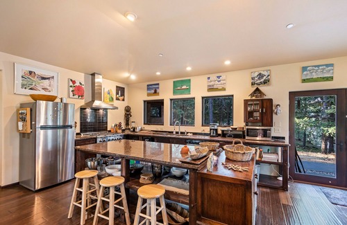 Harrison House | Rustic contemporary in a private forest setting overlooking Lake Coeur d’Alene