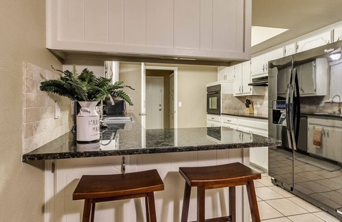 Edmond House | Rustic Elegance Meets Modern Comfort