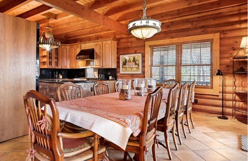 Boone House | Rustic Elegance