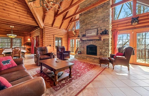 Boone House | Rustic Elegance