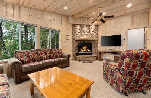 Sayner House | Rustic Fawn Cabin in Boulder Junction WI