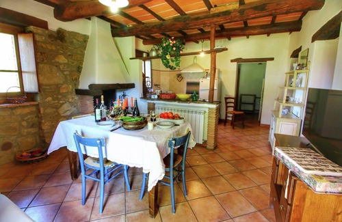 Ortignano Raggiolo House | Rustic Holiday Home, Ortignano