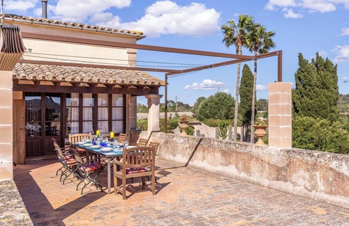 Montuiri House | Rustic Holiday Home "Son Costa" with Mountain View, Garden, Pool & Wi-Fi
