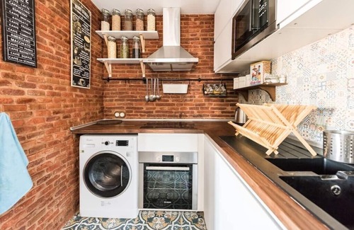 Puerta del Angel Apartment | Rustic house in a beautiful corrala
