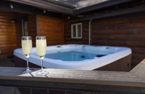 Munds Park House | Rustic Log Cabin in Munds Park