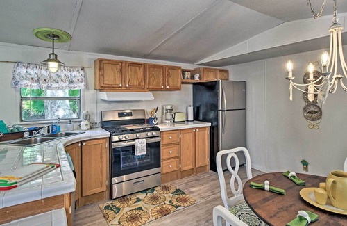Midway Cottage | Rustic Midway Retreat w/ Deck & Creek Access!