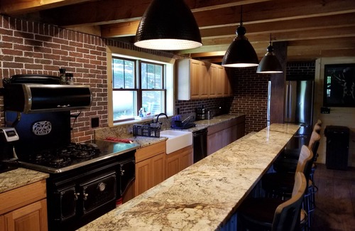 Skyland House | Rustic Mountaintop Solitude - Secluded but convenient with spectacular views