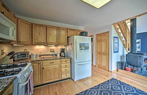 North Creek House | Rustic North Creek Getaway ~ 4 Mi to Gore Mtn!