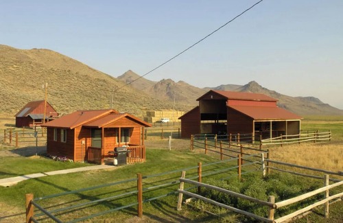 Blaine County Cottage | Rustic Ranch & Retreat property near Sun Valley. Perfect for large groups, fishing and hunting parties. Bring your toys! Close to Little Wood Reservoir, Craters of the Moon and Silver Creek Preserve.