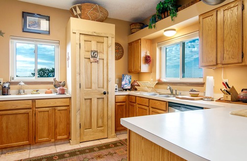 Eldorado at Santa Fe House | Rustic Ranch Retreat