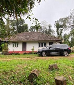 Madikeri House | Rustic Retreat Home Stay
