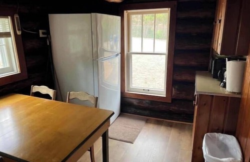 Indian River Cabin | Rustic Riverfront Getaway