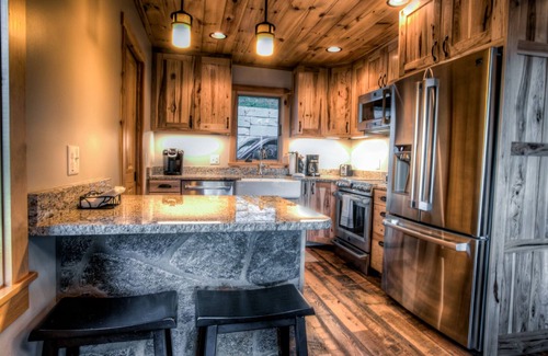 Black Mountain House | Rustic Timber | Luxury Timber Frame in the Heart of Montreat | Streams, Hiking, Close to Asheville