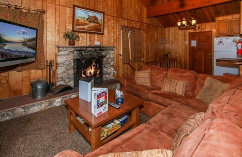 Boulder Bay House | Rustic Vintage Lakefront