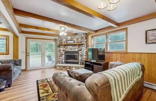 Friendship House | Rustic Woodland Retreat- Unit A