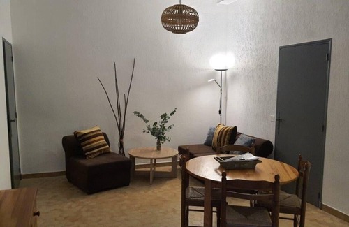 Tanneron House | Rustica - TANNERON