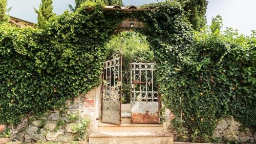 Montemagno House | Rustico Dora