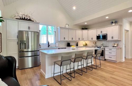 Santa Fe House | Ruth’s Retreat-12 mins from Leipers Fork-sleeps 4