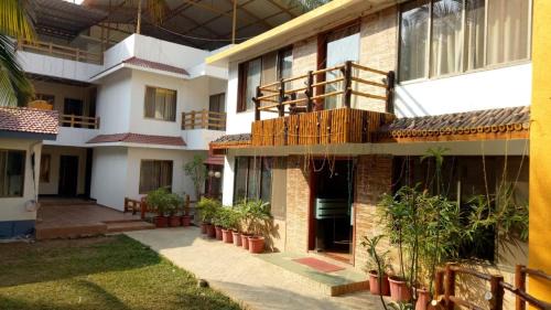 Tivarekar Wadi Hotel | Ruturaj Inn Alibag