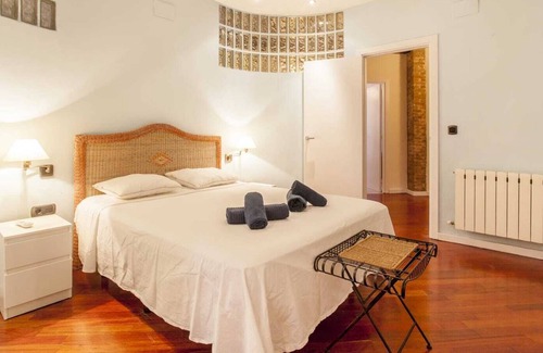 Arrancapins House | RUZAFA CENTER II APARTMENT. WIFI. AIR CONDITIONER TERRACE