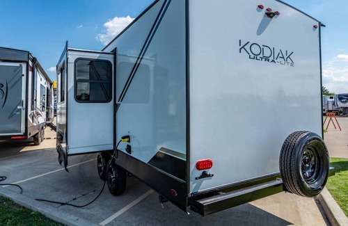 Port Malabar House | RV Camper - Jet Skis Included - Couples Vacation
