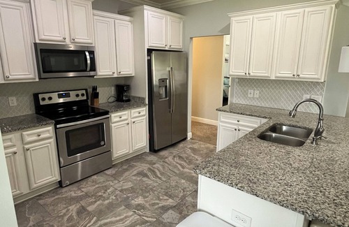 Wynnehaven Beach House | RV Ready! 3BR/2BA Home Near Navarre and Destin!