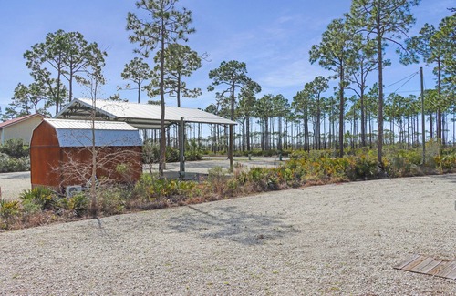 Port St. Joe RV Rental | RV Site, Hookups, Close to Bay ~ Twilights Reach