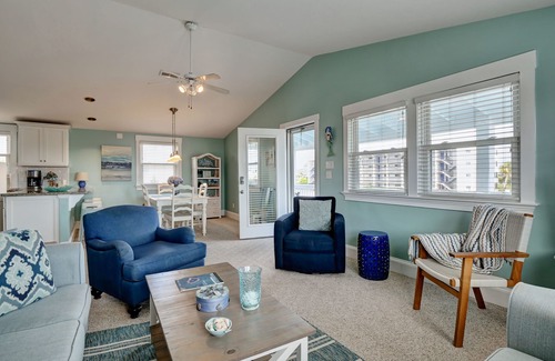 South End House | Ryan's Retreat - Retreat to this charming cottage at the coveted south end