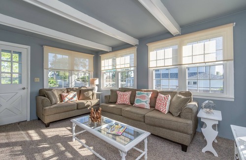 Rye House | Rye Beach NH Rental - Jenness Beach!