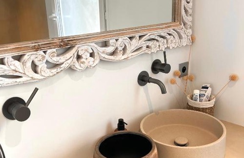 1st Arrondissement Apartment | Séjour marseillais - Penthouse vieux port climatisé