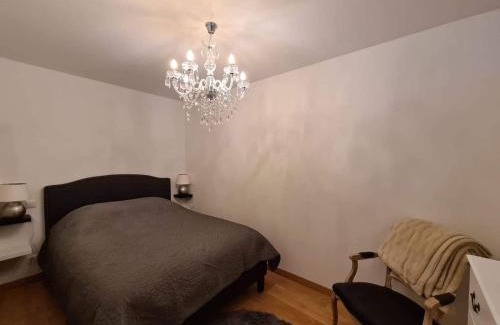 Terrasson-la-Villedieu Apartment | Sélénite