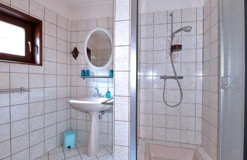 Bergheim House | S'Harzala Bleu