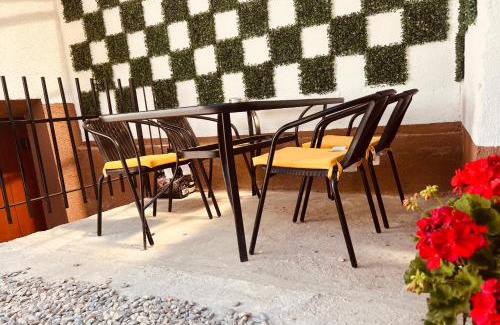 Avrig Apartment | S-HOUSE Avrig Apartament Spațios cu Terasă Privată lângă Sibiu