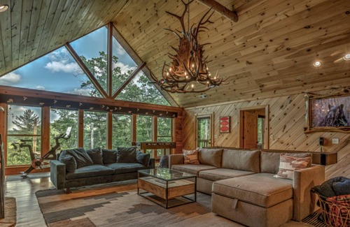 Blue Ridge House | S'more House by Escape to Blue Ridge